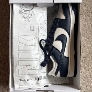 NWT Navy Women’s Nike Dunks